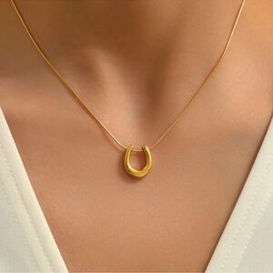 New Gold Horseshoe Pendant Necklace 14k gold plated New